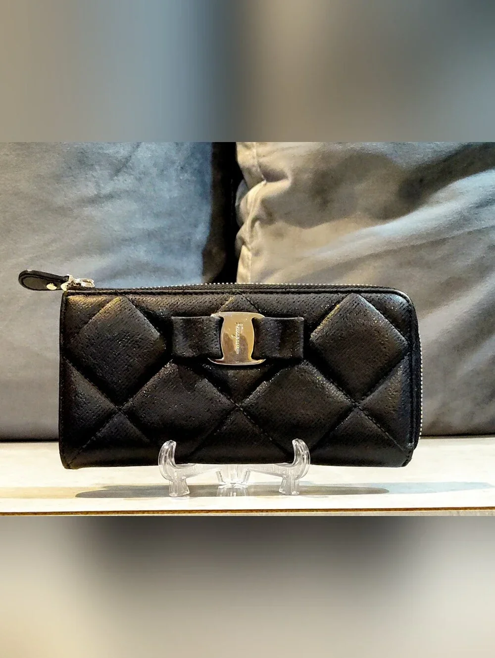 SALVATORE FERRAGAMO VARA RIBBON QUILTED SHIMMERY LEATHER CONTINENTAL LONG WALLET